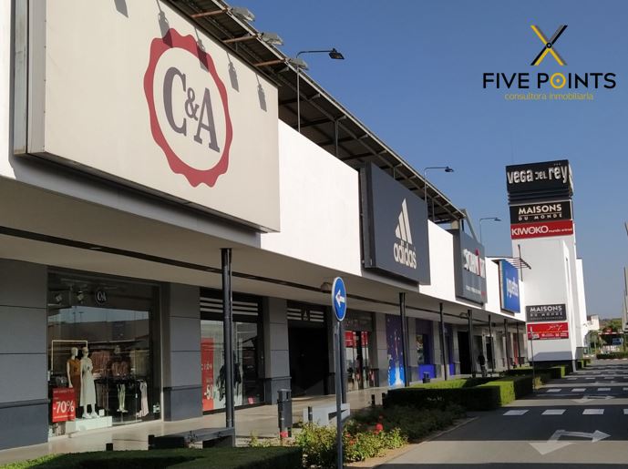 El Centro Comercial Vega del Rey aumenta su oferta ocio con la implantación Inn Coffee, gracias al asesoramiento de Five Points. - Five Points